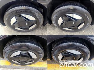 Kia EV9 Earth 4WD 2024 года из Южной Кореи
