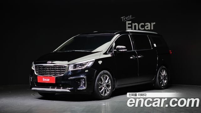 Kia Carnival 9-Seater Noblesse Special 2020 года из Кореи