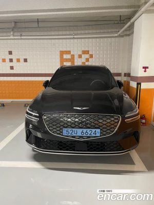 Genesis GV70 e-AWD 2024 года из Южной Кореи