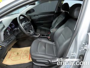 Hyundai AVANTE 1.6 2020 года из Южной Кореи