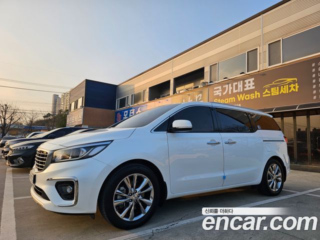 Kia Carnival 9-Seater Prestige 2020 года из Кореи