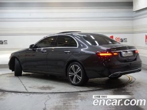 Mercedes-Benz E-Class E250 Avantgarde 2021 года из Южной Кореи