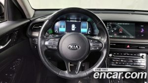 Kia K7 Signature 2020 года из Южной Кореи