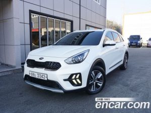 Kia Niro 1.6 HEV 2020 года из Южной Кореи