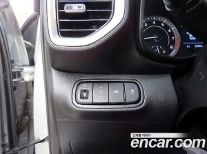 Hyundai Venue 1.6 Modern 2020 года из Южной Кореи