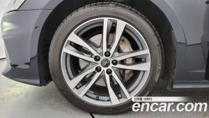 Audi A6 45 TDI 4WD Premium 2021 года из Южной Кореи