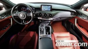 Kia Stinger 2.0 Turbo AWD 2020 года из Южной Кореи