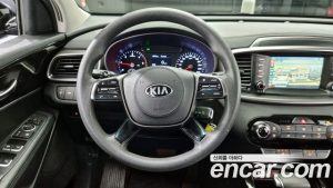 Kia Sorento Дизель 2.0 2WD 2020 года из Южной Кореи