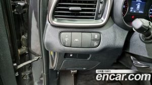 Kia Sorento Дизель 2.0 2WD 2020 года из Южной Кореи