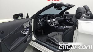 Mercedes-Benz C-Class C200 Cabriolet 2023 года из Южной Кореи
