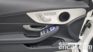 Mercedes-Benz C-Class C200 Cabriolet 2023 года из Южной Кореи
