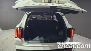 Kia Sorento Дизель 2.2 2WD 2022 года из Южной Кореи