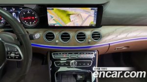 Mercedes-Benz E-Class E220d 4MATIC Exclusive 2020 года из Южной Кореи