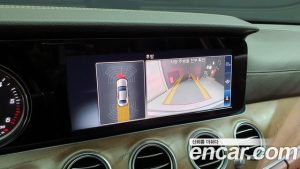 Mercedes-Benz E-Class E220d 4MATIC Exclusive 2020 года из Южной Кореи