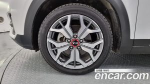 Kia Seltos Бензин 1.6 Turbo 2WD 2020 года из Южной Кореи