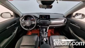 Kia Seltos Бензин 1.6 Turbo 2WD 2020 года из Южной Кореи