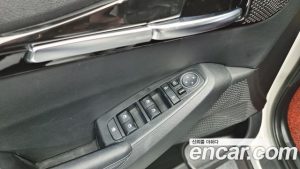 Kia Seltos Бензин 1.6 Turbo 2WD 2020 года из Южной Кореи