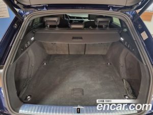 Audi e-tron S 2023 года из Южной Кореи