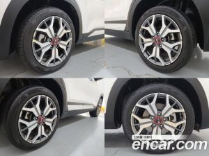 Kia Seltos Бензин 1.6 Turbo 2WD 2020 года из Южной Кореи