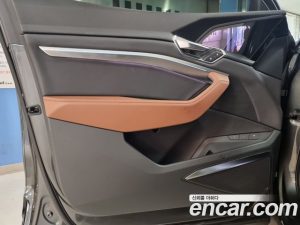 Audi e-tron 55 4WD Sportback 2023 года из Южной Кореи