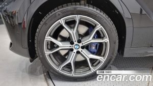 BMW X6 M50i 25주년 Edition 2020 года из Южной Кореи
