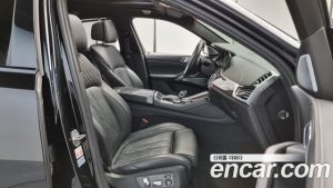 BMW X6 M50i 25주년 Edition 2020 года из Южной Кореи