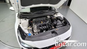 Hyundai AVANTE 1.6 2021 года из Южной Кореи