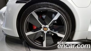 Porsche Taycan 4S 2021 года из Южной Кореи