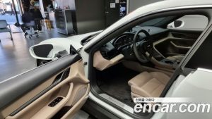 Porsche Taycan 4S 2021 года из Южной Кореи