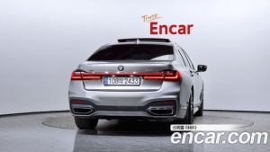 BMW 7-Series 740Li xDrive M Sport 2021 года из Южной Кореи