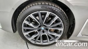 BMW 7-Series 740Li xDrive M Sport 2021 года из Южной Кореи