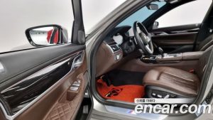 BMW 7-Series 740Li xDrive M Sport 2021 года из Южной Кореи