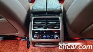 BMW 7-Series 740Li xDrive M Sport 2021 года из Южной Кореи