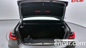 BMW 7-Series 740Li xDrive M Sport 2021 года из Южной Кореи
