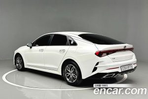 Kia K5 2.0 2020 года из Южной Кореи