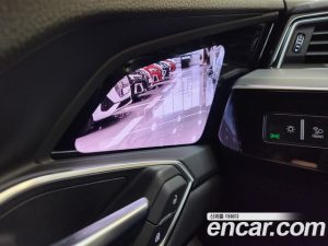 Audi e-tron 55 4WD Sportback 2023 года из Южной Кореи