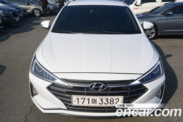 Hyundai AVANTE 1.6 2020 года из Кореи