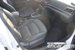 Hyundai AVANTE 1.6 2020 года из Южной Кореи