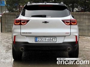 ChevroletGMDaewoo Trailblazer 1.3 Turbo 2WD 2024 года из Южной Кореи