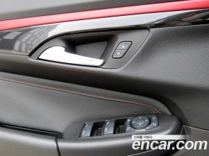 ChevroletGMDaewoo Trailblazer 1.3 Turbo 2WD 2024 года из Южной Кореи