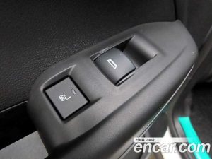 ChevroletGMDaewoo Trailblazer 1.3 Turbo 2WD 2024 года из Южной Кореи