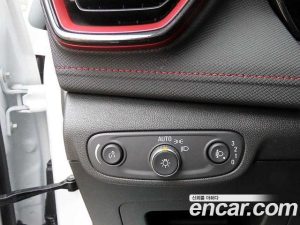 ChevroletGMDaewoo Trailblazer 1.3 Turbo 2WD 2024 года из Южной Кореи