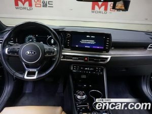 Kia K5 2.0 2021 года из Южной Кореи