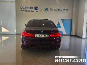 BMW 5-Series 530i xDrive Luxury Plus 2020 года из Южной Кореи