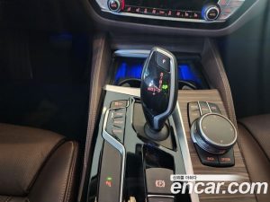 BMW 5-Series 530i xDrive Luxury Plus 2020 года из Южной Кореи