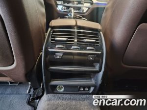 BMW 5-Series 530i xDrive Luxury Plus 2020 года из Южной Кореи