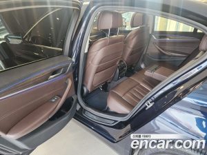 BMW 5-Series 530i xDrive Luxury Plus 2020 года из Южной Кореи