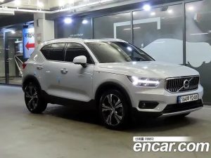 Volvo XC40 B4 Inscription 2021 года из Южной Кореи