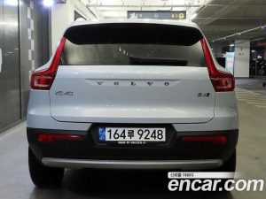 Volvo XC40 B4 Inscription 2021 года из Южной Кореи