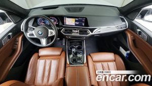 BMW X7 xDrive 40i M Sport 6인승 2021 года из Южной Кореи